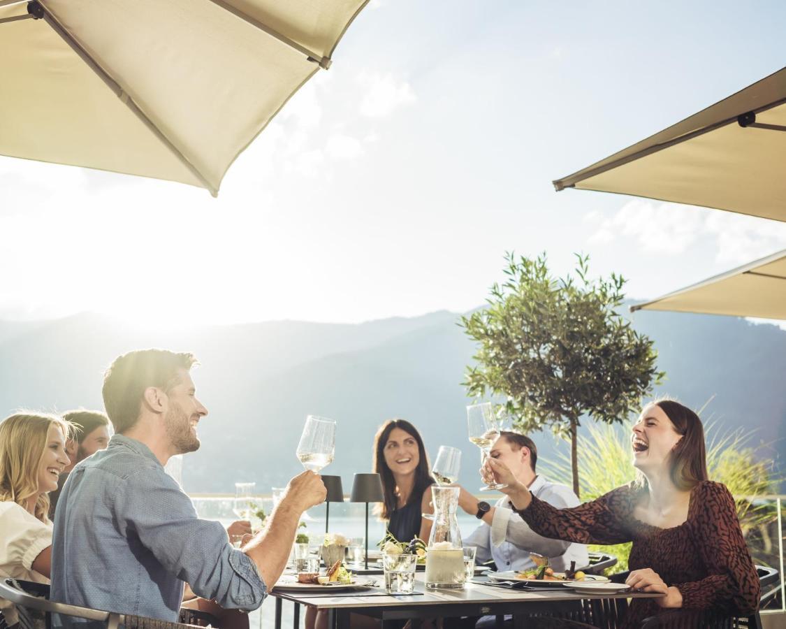 Lake View Lodges By We Rent, Summercard Included 젤암제 외부 사진