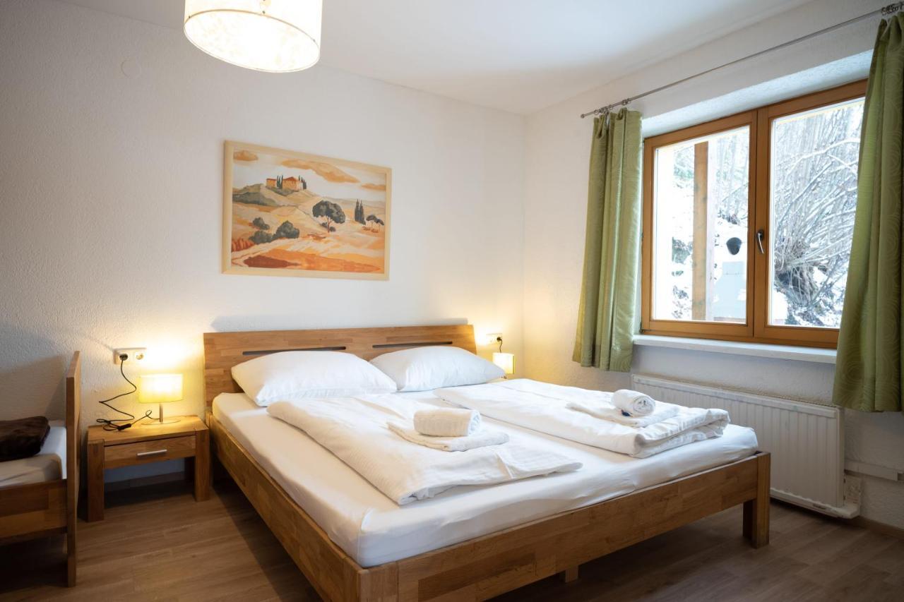 Lake View Lodges By We Rent, Summercard Included 젤암제 외부 사진