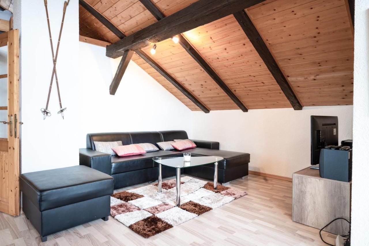 Lake View Lodges By We Rent, Summercard Included 젤암제 외부 사진